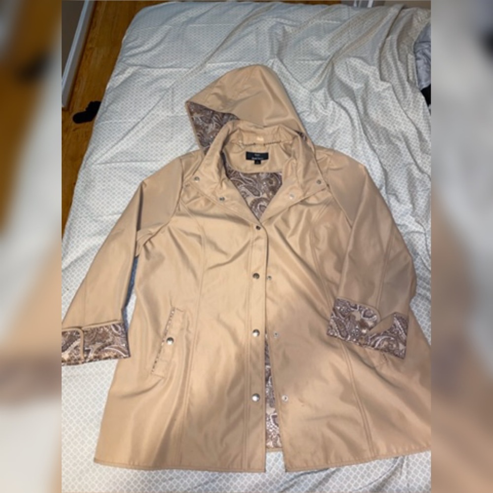 Dennis Basso Khaki Coat/Jacket